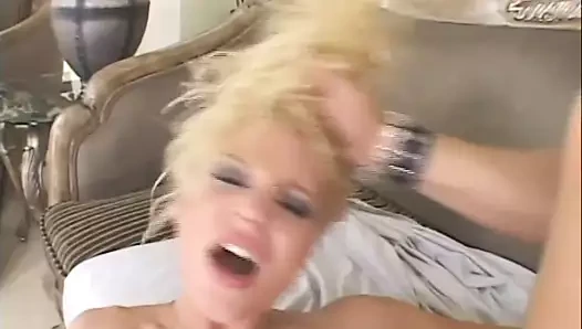 Aurora kar:"sadece anal"