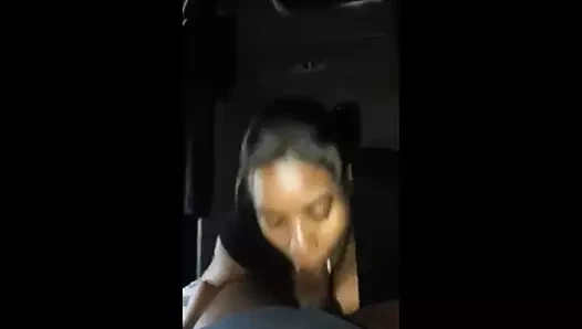 Bf'nin sik iniltisini emmek