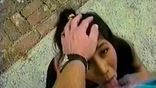 Azgın bir kız sc için ilk anal deneyim 1