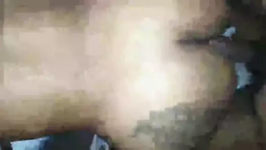 Seksi eşek melez orospu arkadan görüntü alıyor!