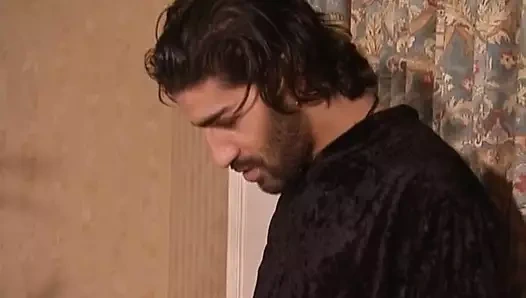 Almanya'dan muhteşem sarışın bebek amına döl püskürtüyor