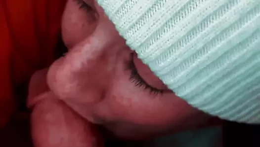 Karımın seksi kız kardeşi beni emdi