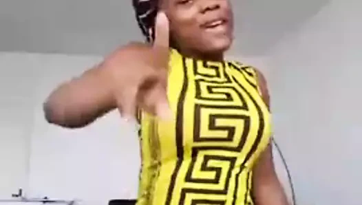 aicha bouge les reins