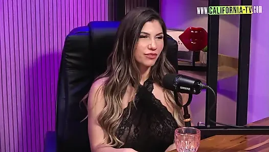 Latin ateşli Alexia Dhein ile podcast