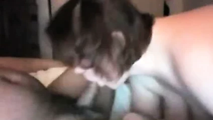 İyi iri güzel kadın emiyor