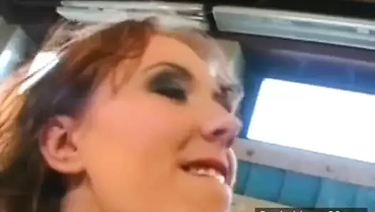 Sıcak eş gider için the spor salonu ve gets becerdin hardcore