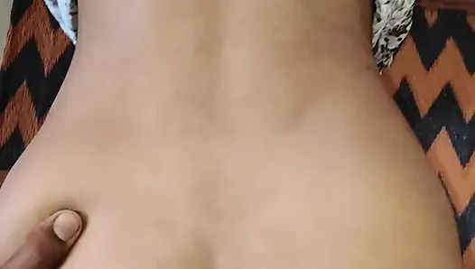 Hintli üniversiteli kız sert seks yapıyor