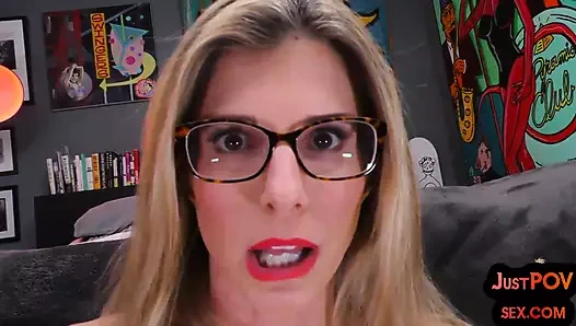 Bakış açısı kıllı amcıklı iç çamaşırlı orta yaşlı seksi kadın sıkı amında sikiliyor