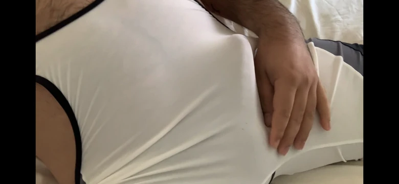 Lycra spandex tekli ovmak ve boşalmak kontrol