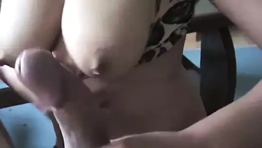 Bebek anne dürttü - sütün var mı?