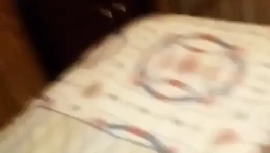 Evli kadın dölleme ile sikişiyor
