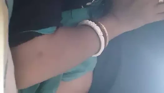 Kocası evde değilken bangla bhabi mona kocasının arkadaşı tarafından çuvalladı