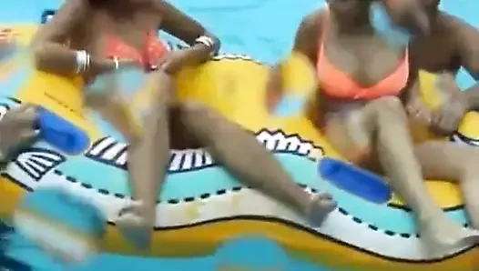 mai sakurai ve babes vardır dokunuldu at havuz