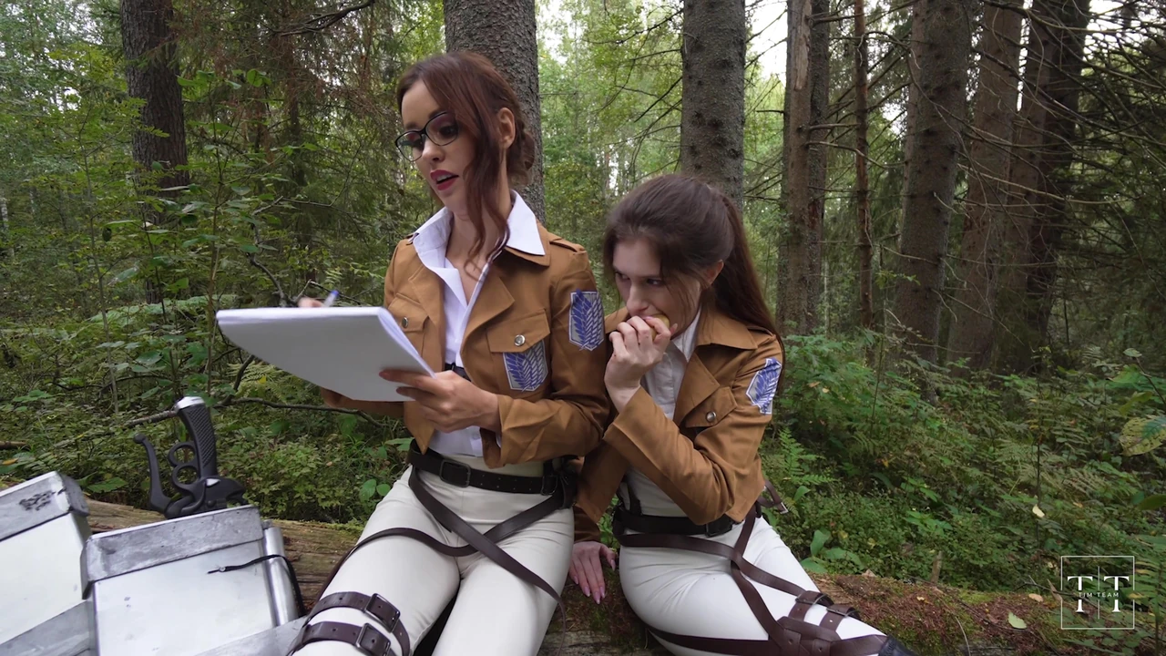 Attack on titan. Sloppy threesome blowjob for commander in the forest