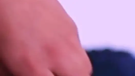 Bin ve boşalma! Tüm dölleri beline atana kadar biniyor.