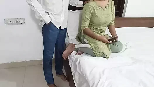 Sadece kadınları izliyorum...