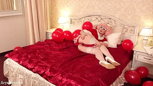 Amcık mastürbasyonu ve çoraplı azgın orta yaşlı seksi kadın