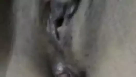 coroa com o dedinho no cu 2