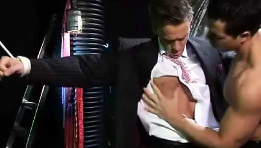 Glenn santoro ve kevin kafesi