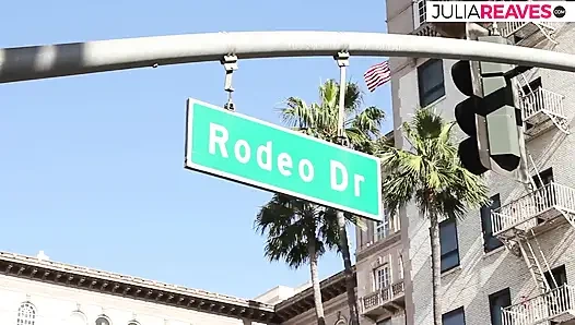 Ateşli kız canavar yarak emiyor ve sonra amına boşaltıyor