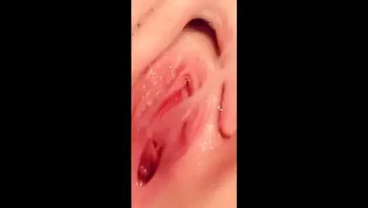 çiş - çekim titreşimli kedi