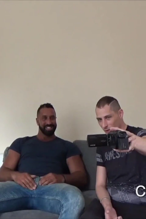 Bir Webcam Filmi İki Adam Lanet