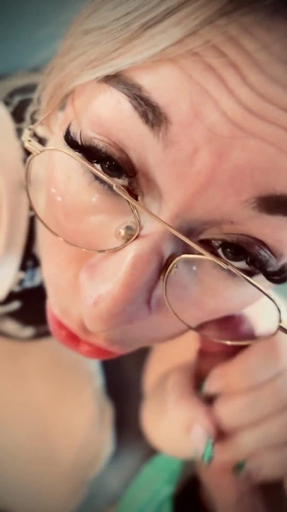 Yüzüne Bakıyorum, Bakış açısıyla