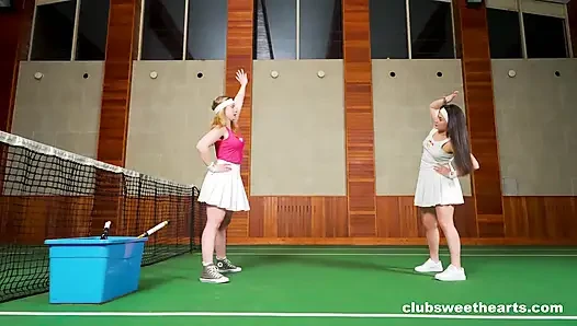 Wimbledon bana bunu yaptırdı! ClubSweethearts tarafından bölüm 1 fom 3