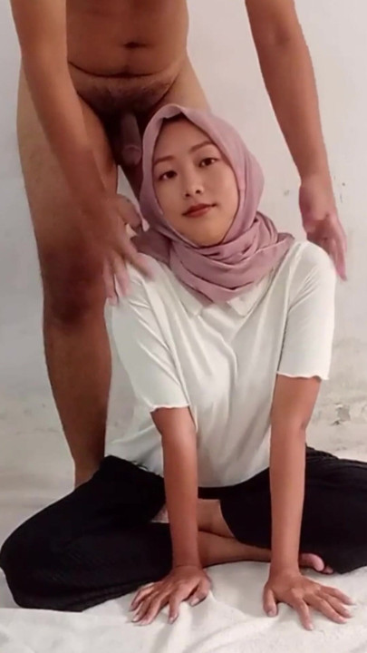 Kötü tesettürlü kız