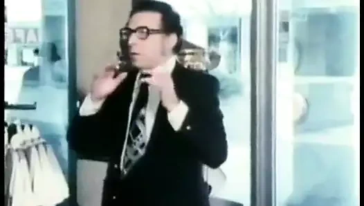 Saygın butikte vahşi bayanlar