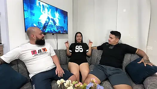 Tüm hayranlarımı sevdikleriyle memnun etmek istiyorum, bu yüzden zengin bir üçlü seks yapıyorum - porn en espalfol