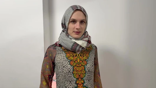 Büyük yarağıyla beni sikiyor