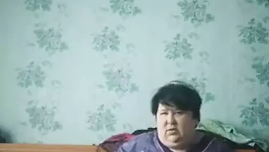 İri güzel kadın