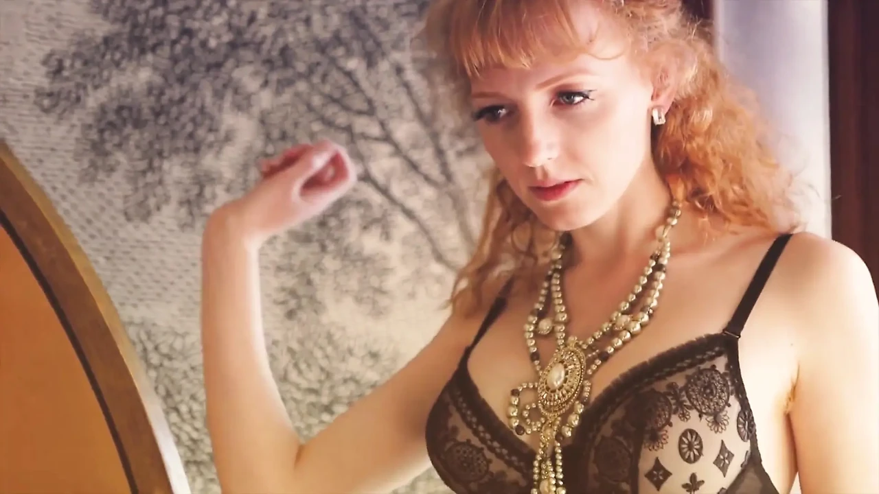 Redhead Beauty Getting Sexy at Home