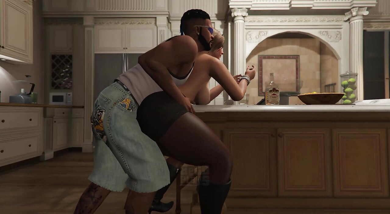 Gta v Amanda Franklin'i Michael'ın evine alıyor (bölüm 2)
