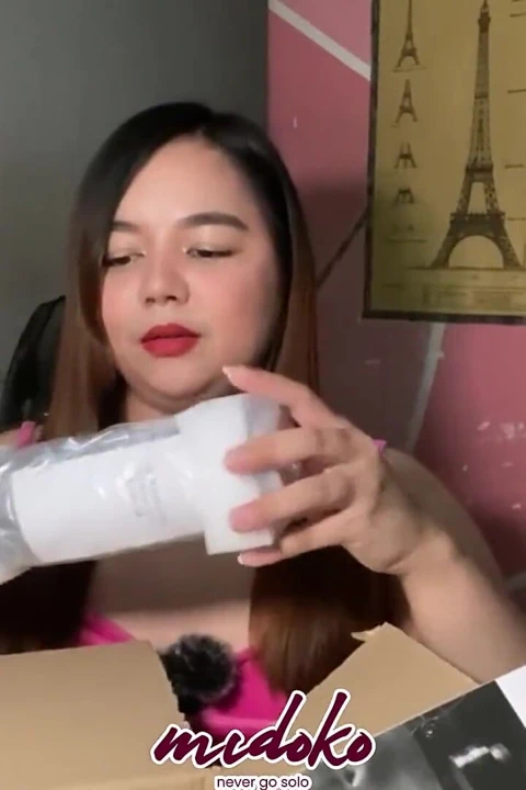 10 inçlik dildomun kutularını çıkar! Bunu denemek için sabırsızlanıyorum!!