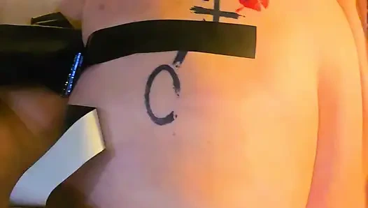 Toksik domuzcukla sahne arkası