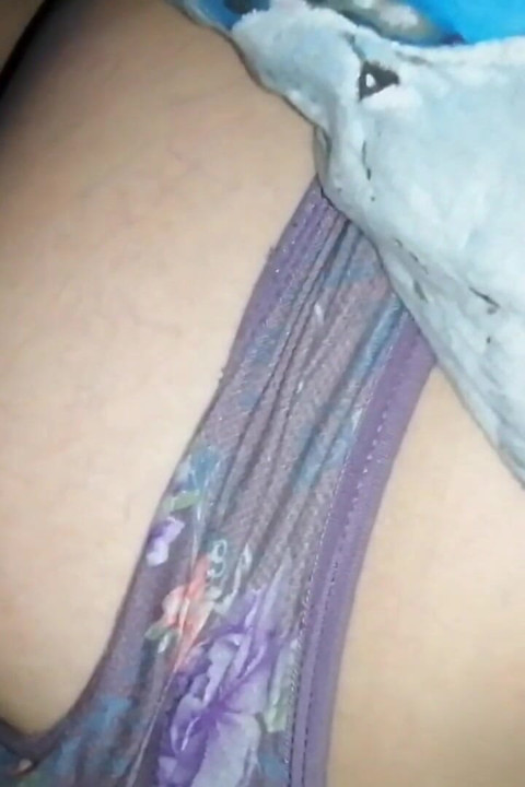 I Secretly Ejaculated on My Stepsister's Ass!