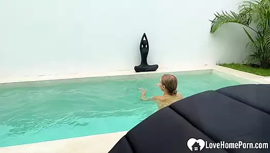 Büyük yarağım deliklerine mükemmeldi