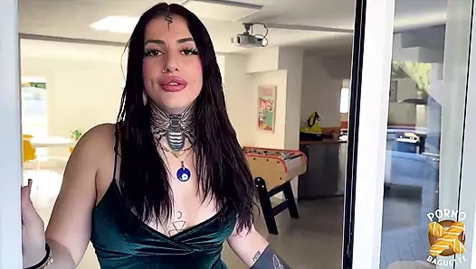 Laeticia, muhteşem esmer liderlik yapmayı seviyor