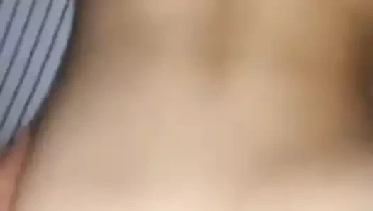 Hintli sürtüğü domaltarak sikiyorum