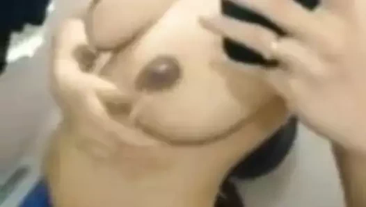 azgın kız basma boob &amp; sağım