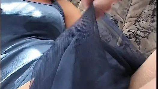 Sarışın hatun yoğun sert ve patlayıcı orgazm oluyor