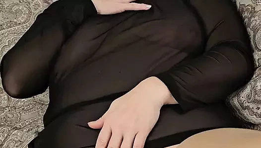 Flora Mae'nin yeni favori oyuncağı.