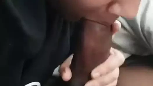 düzgün vücutlu ingilizce sürtük berbat üzerinde bbc