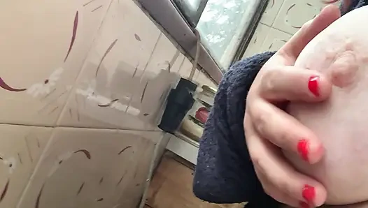 Kırmızı tırnakları seviyor musun