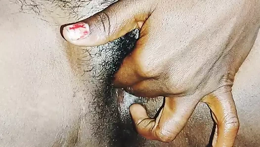 Seksi kavita romantik bir amcık masajı yapıyor