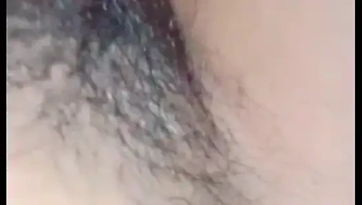 Sikişmeye hazırsan, bırak saçımı temizleyeyim.