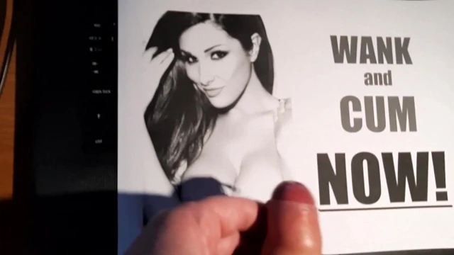 lucy pinder için hızlı masturbasyon ve boşalmak haraç