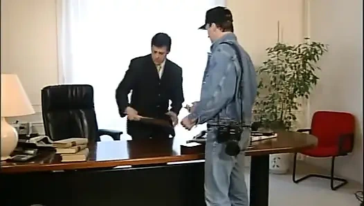 Üçlü amcık sikişi lezbiyen amcık yalama 69 pozisyonunda